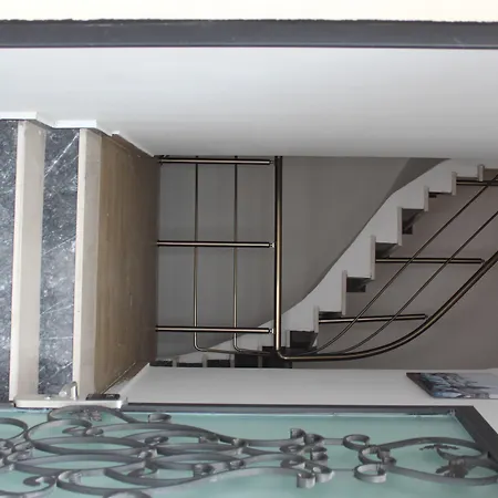 The Lola Hotel-3