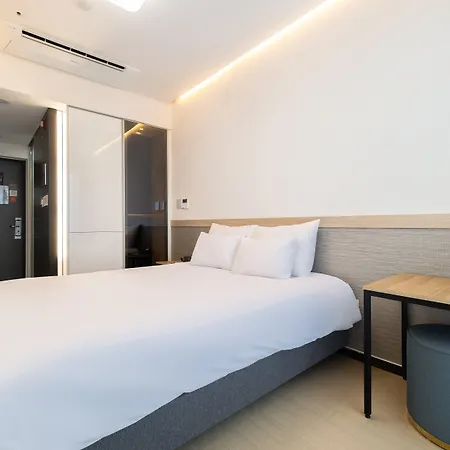 Skytop Hotel Incheon Airport-3