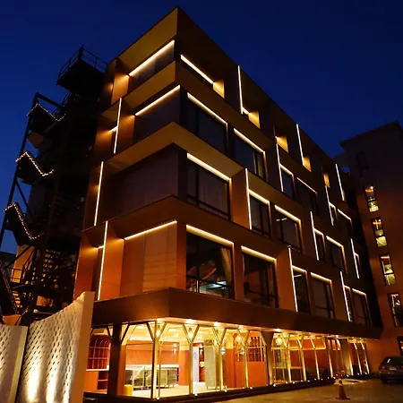 4 Monkeys Hotel-2