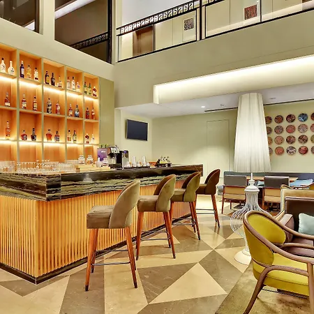 Holiday Inn Goa Candolim-3