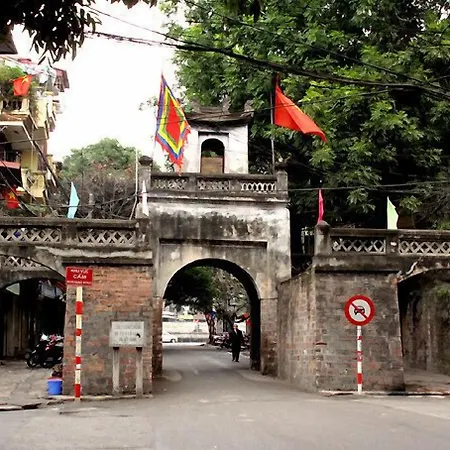 Hanoi Lakeside Premium Hotel & Travel-3