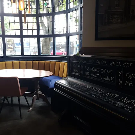 The Bournbrook Inn-3