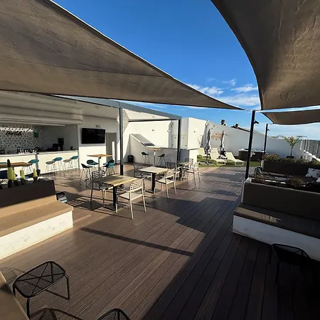 Daos Suites & Terrace Marbella-2