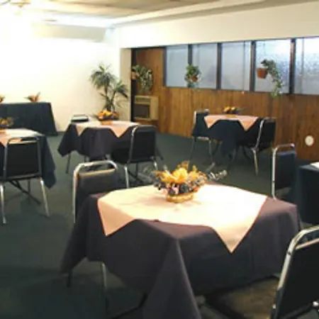 Hotel Spring-2