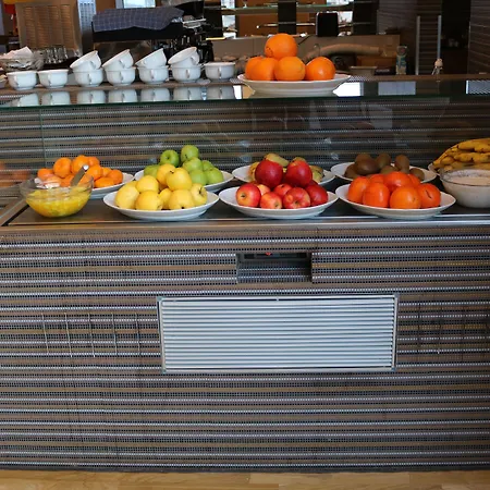 Hotel International Prishtina & Spa-2