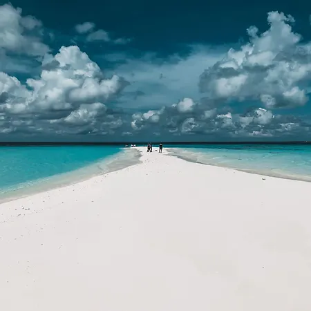 Perla Dhangethi-2