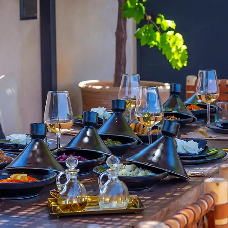 Riad Tajania-2