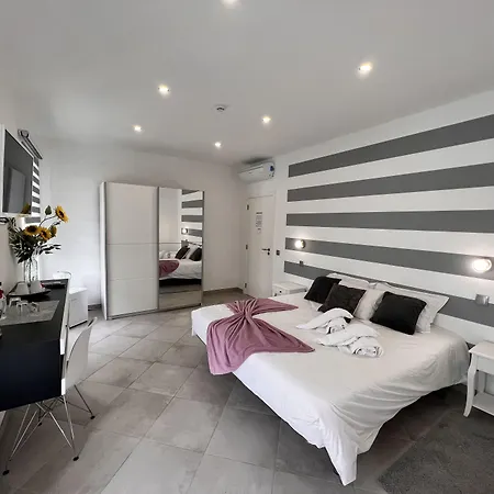 Carvoeiro B&B And Spa-2