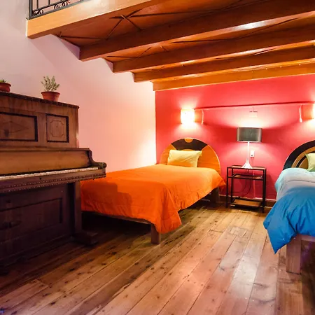 Dragonfly Hostels Cusco-2