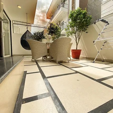 Sky Suites Huda City Center-2