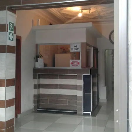 Royal Crown Guesthouse-3