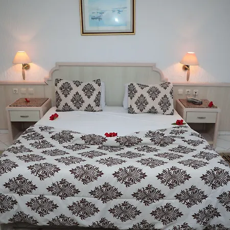 Hotel Royal Jinene Beach & Spa-3