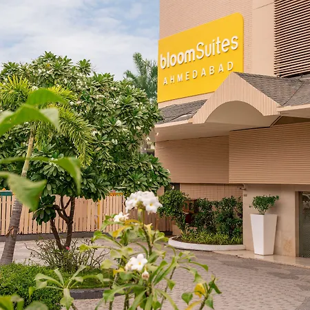 Bloomsuites L Ahmedabad-3