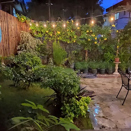 The Hub District Garden Suites-2