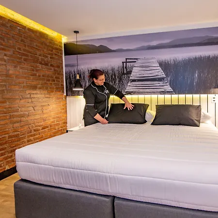 Hostal Boutique Black Cat-2