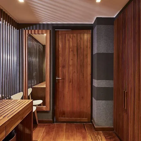 Luxx Langsuan Hotel - Sha Plus-2