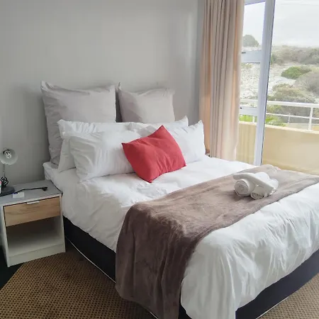 Harbour Close Home-3