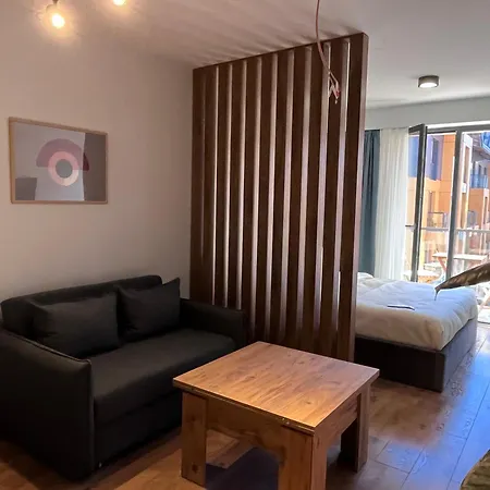 Cozy Apartment Next To Ice Rink-2