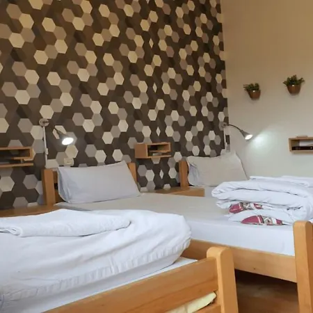 Envoy Hostel And Tours-3