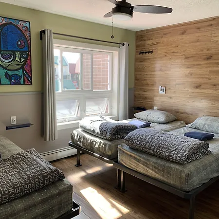 Jasper Downtown Hostel-2