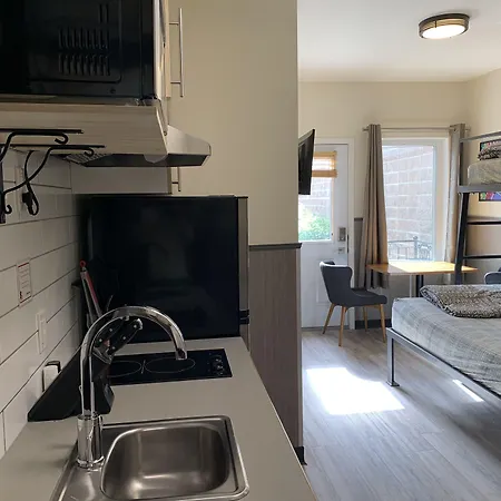 Jasper Downtown Hostel-3