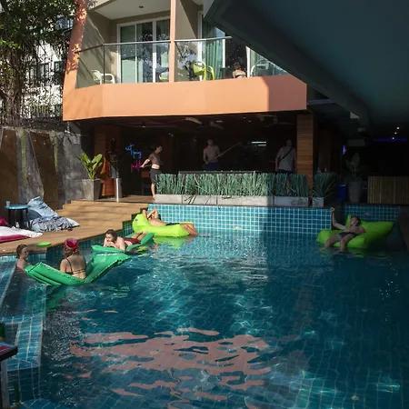 Mad Monkey Phuket-3