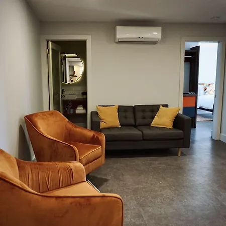 Morel Executive Suites-2