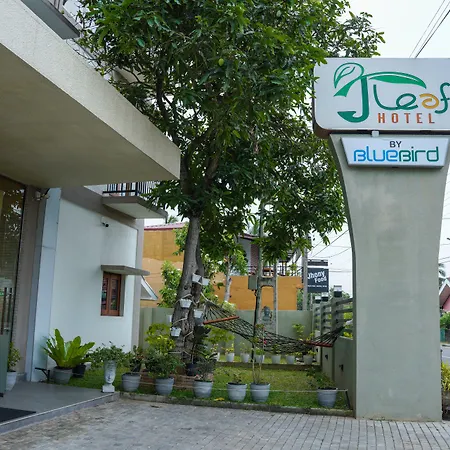 J Leaf Hotel By Blue Bird-3