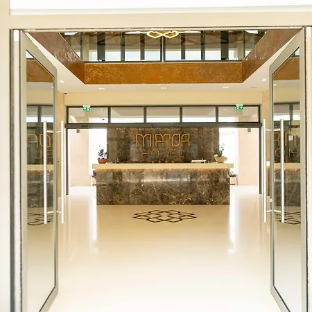 Mirror Hotel-2