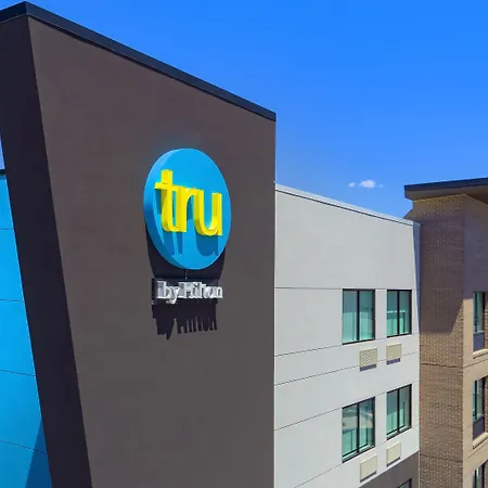 Tru By Hilton Omaha I 80 At 72Nd Street, Ne-3