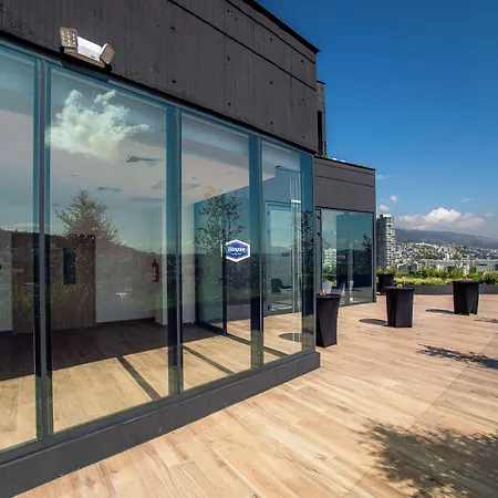 Hampton By Hilton Quito La Carolina Park-2