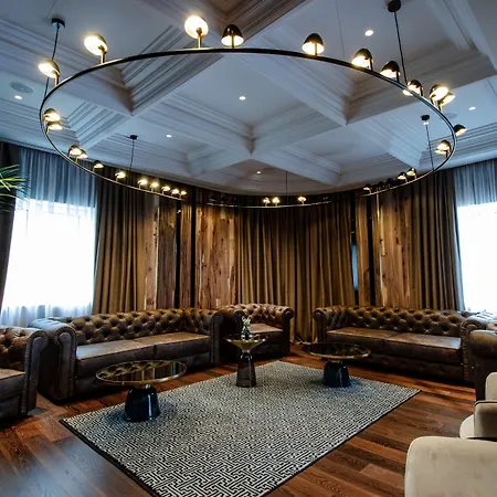 The Crown Boutique Hotel & Spa-3