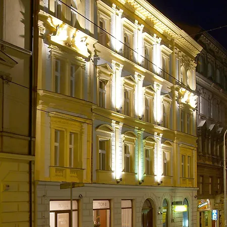 Hotel Patio Prague-2