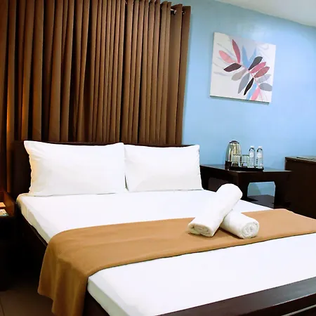 Arzo Hotel Makati-2