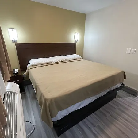 Hotel 369 Brooklyn-2