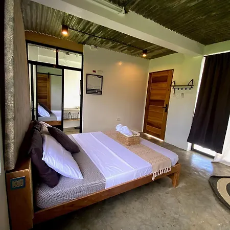 Tahanan Homestay-2