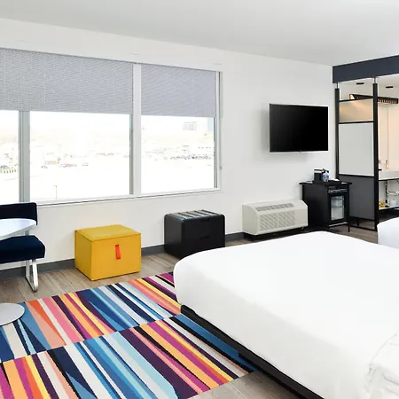 Aloft By Marriott North Kansas City-3