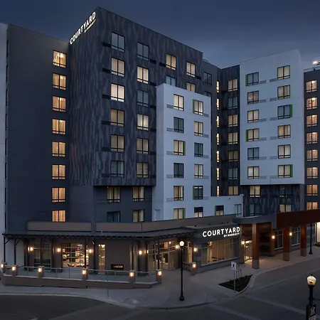 Courtyard By Marriott Nanaimo-2