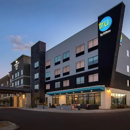 Tru By Hilton Denver Airport Tower Road-3