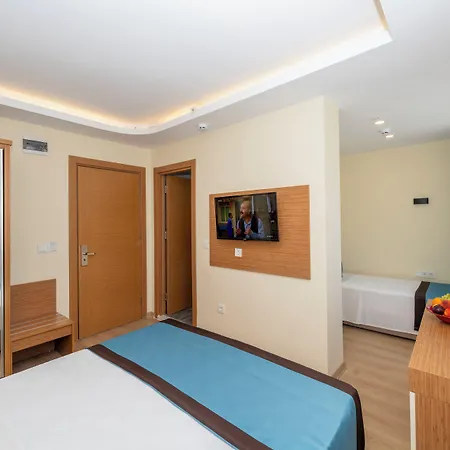 Diamond Luxury Hotel-3