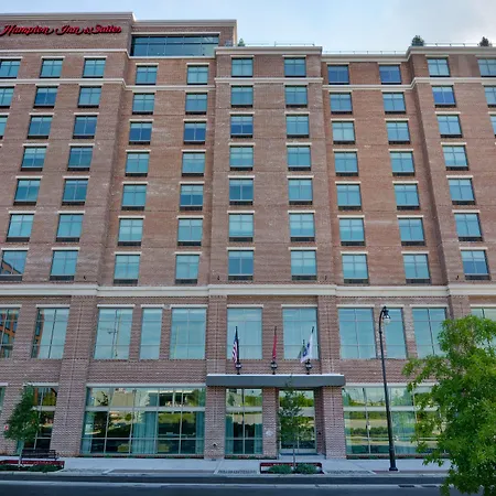 Hampton Inn & Suites Nashville Downtown Capitol View, Tn-3