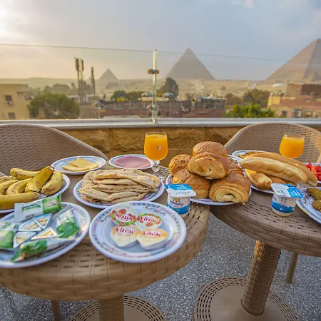 Life Pyramids Inn-3