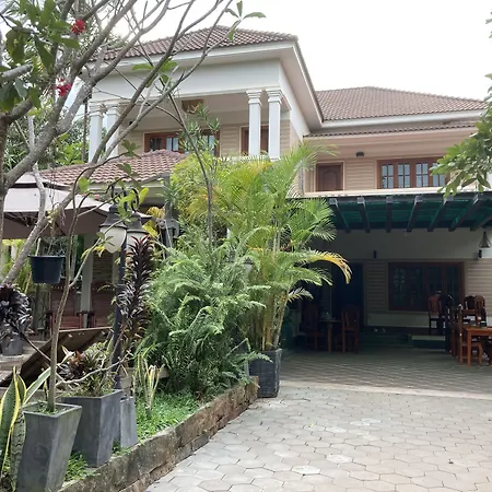 Lily Pad Boutique Hotel-3