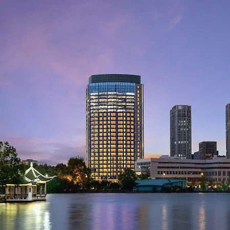 Hualuxe Shanghai Changfeng Park By Ihg-3