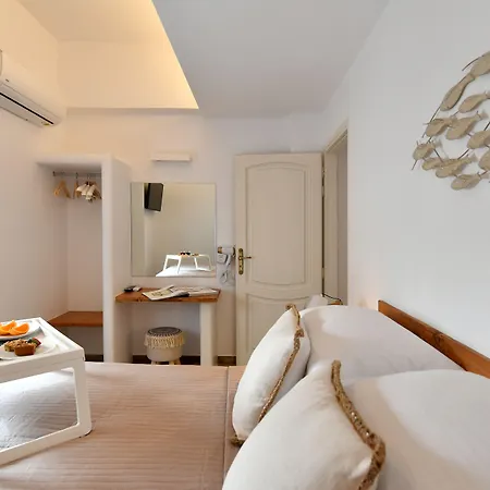 Ammos Luxury Rooms & Home-3
