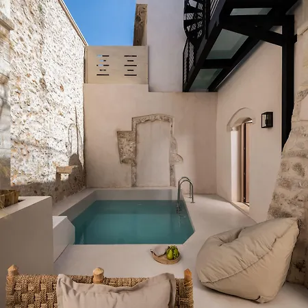 Sutor Chic Manor-3
