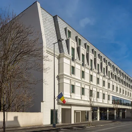 Courtyard By Marriott Cluj - Napoca Downtown-2