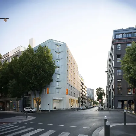 Easyhotel Marseille Euromed-2