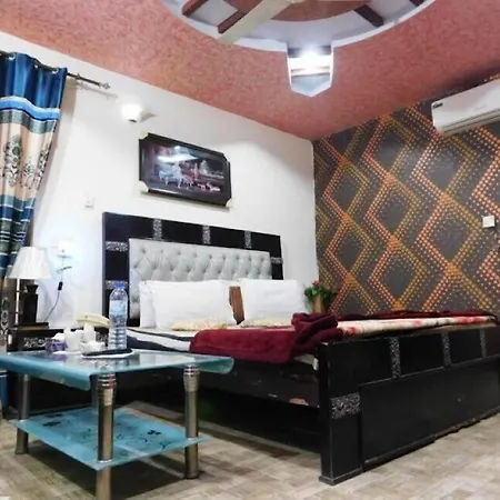 Hotel Paradise Plus-3
