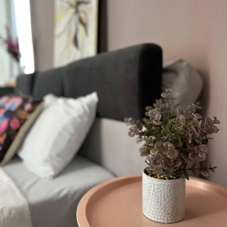 Rea Liliya - Artistic And Inviting Nook-2